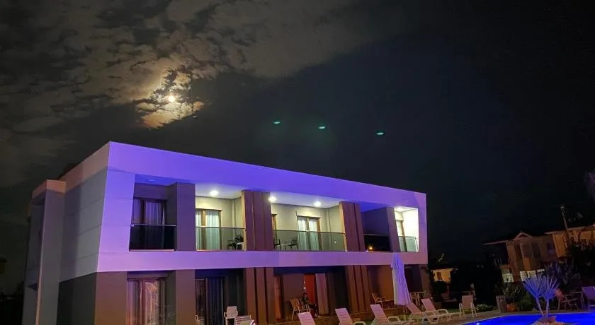 Mandalina Apartments - Image 1