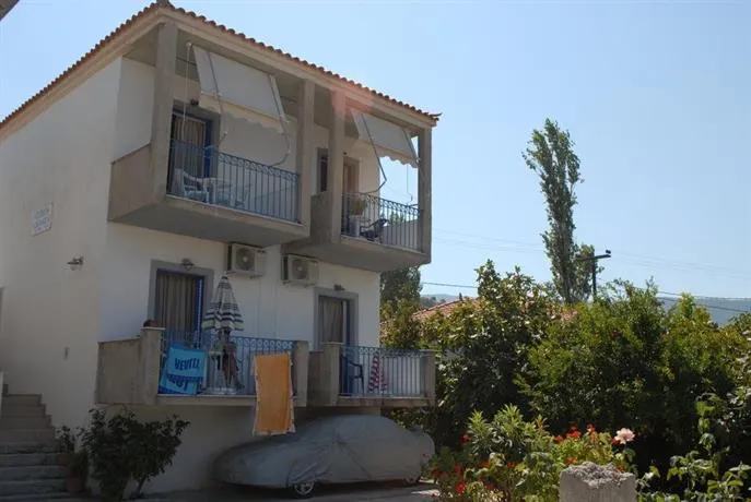 Studios Aquarius - Image 1