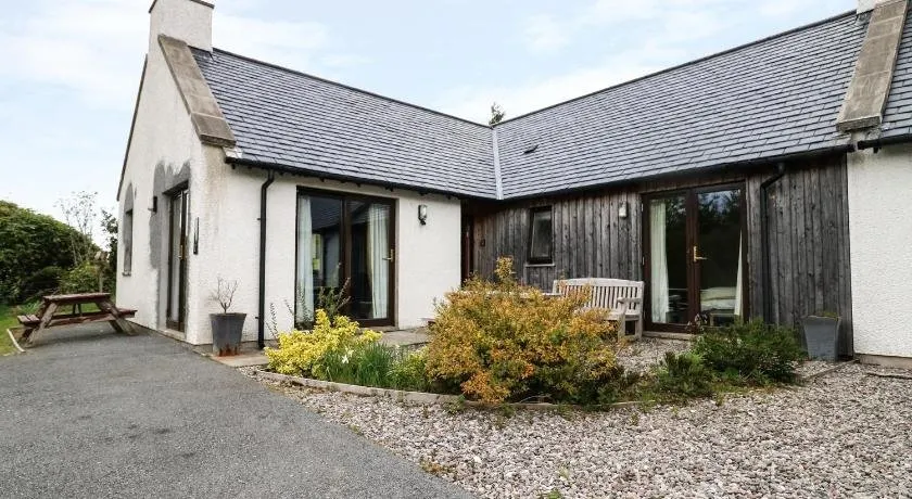 Tullach Beag - Image 1