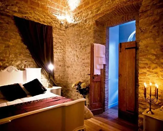 Castello Di Montignano Relais & Spa - Image 1