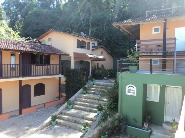 Suites e Flats E Ponto - Image 1