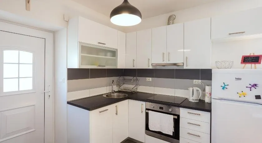 Apartment Pradini - Image 1