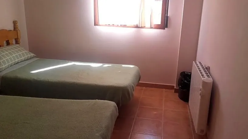 Albergue Fuente Bellido - Image 1