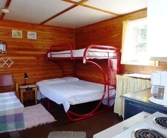 Cottonwood Bay Resort - Image 1