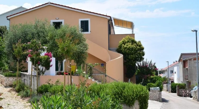 apartman zara - Image 1