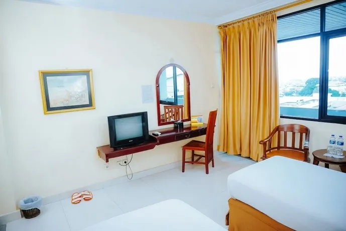 Hotel Bumi Asih Jaya by ZEN Rooms - Image 1