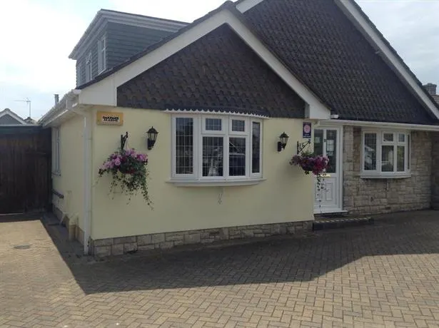Bure Lodge - Image 1