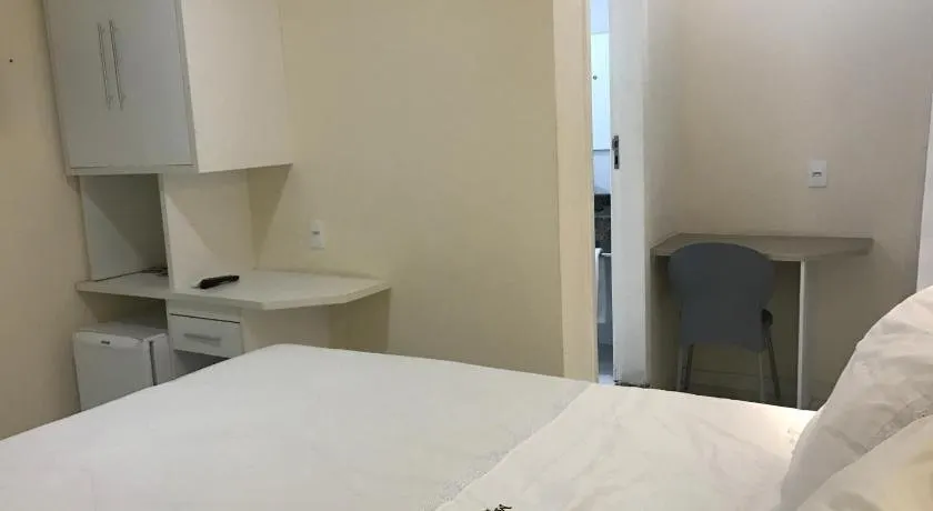 Master Hotel - Image 1