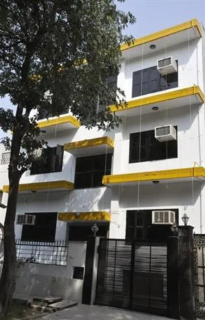 Bhambri House - Image 1