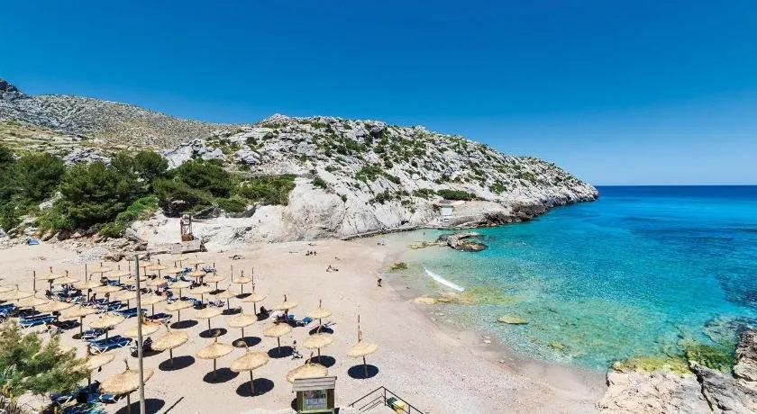Cala Clara Beach Apartment by Sealand Villas - Image 1