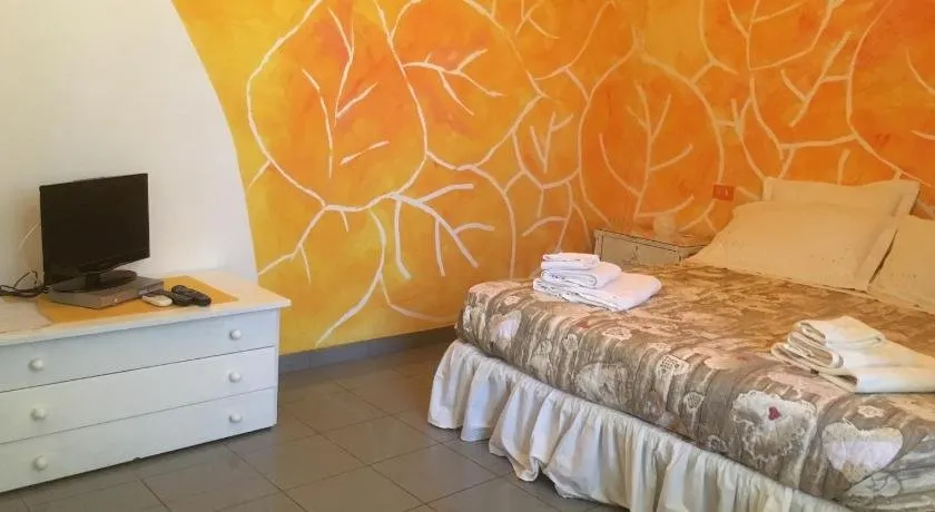 Apricot Bed and Breakfast - Image 1