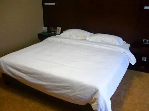 Dalian Yuan Hotel - Image 1