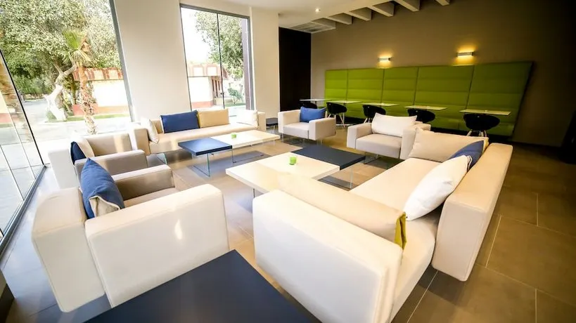 M Executive Hotel & Residence - Image 1