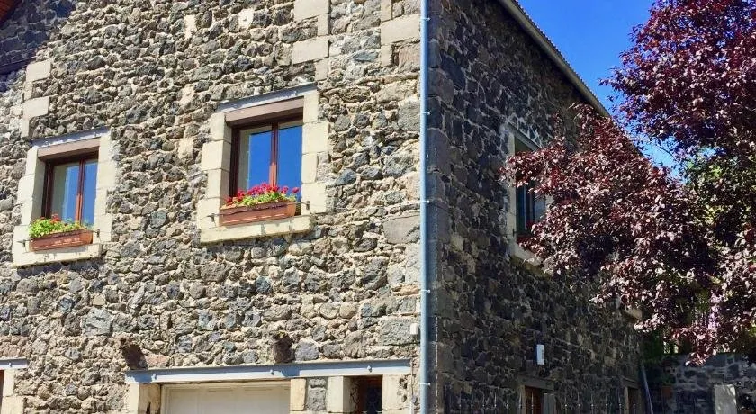 La Grange Saillant Saint Nectaire - Image 1