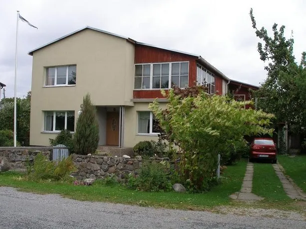 Dendro Homestay - Image 1