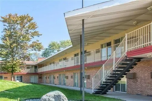 Midland Motor Inn Midland - Image 1