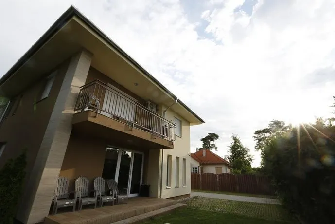 Dinda Apartman - Image 1