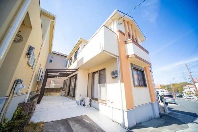 Park side Villa Izumi Komoike - Image 1