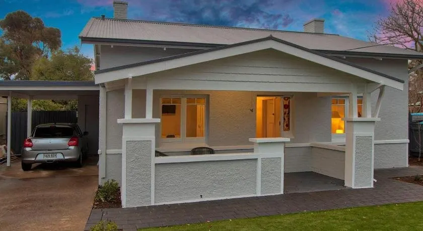 3BR Cottage With Parking Close To Adelaide CBD - Image 1