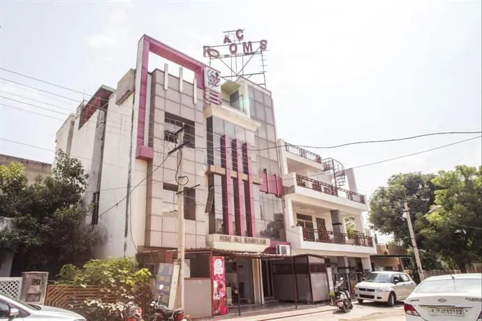 OYO 1049 Nirman Nagar - Image 1