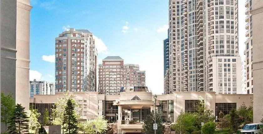 Executive Stay At Ovation Square One - Image 1
