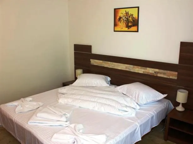 Complex Hotelier Steaua de Mare - Hotel Meduza - Image 1