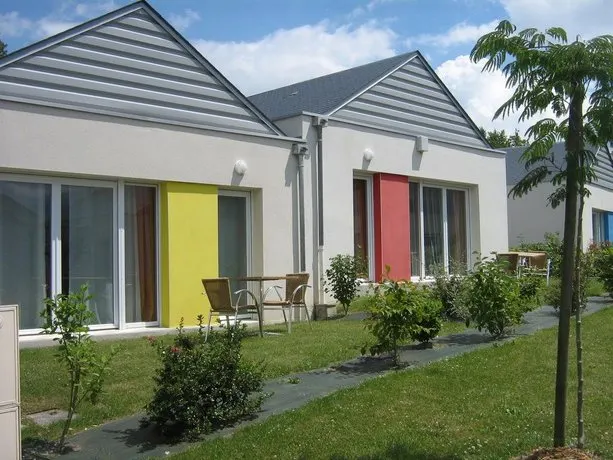 Résidence Services Seniors DOMITYS - Le Clos Saint-Martin - Image 1