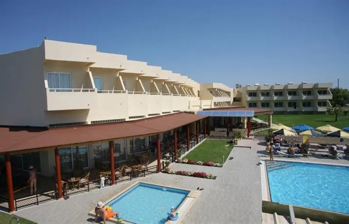 Relax Hotel - Image 1
