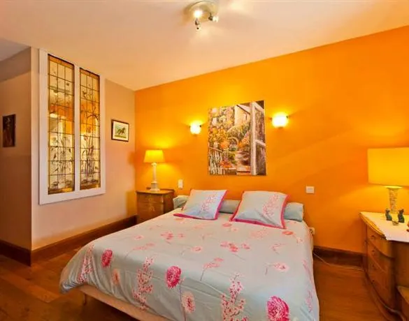 Relais Des Abbesses - Image 1