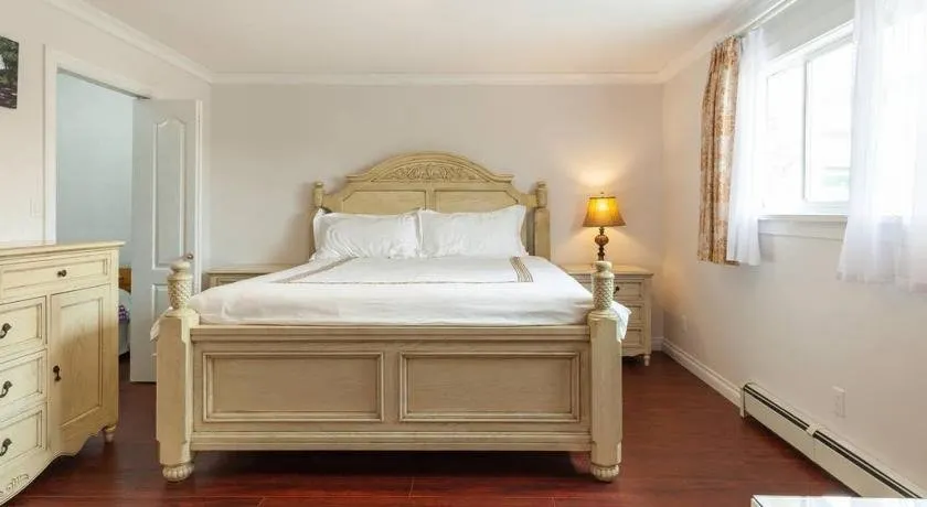 jane's cozy suite - Image 1