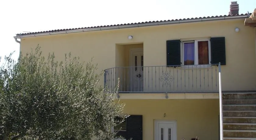 Apartments Slamic - Image 1