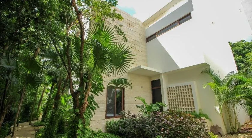 3-Bedroom Residences steps away from Beach Club in Akumal - Image 1