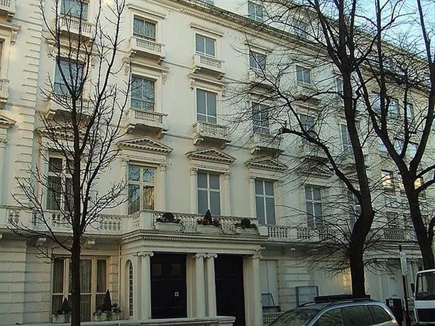 The West End Residencies - Image 1