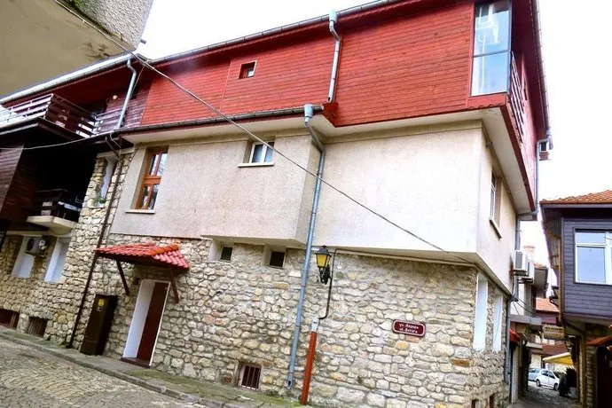 Family Hotel Lebed - Image 1
