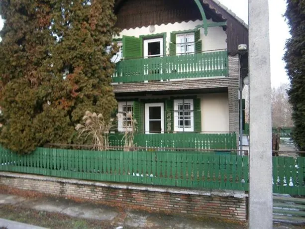 Gunaras Vendeghaz - Image 1