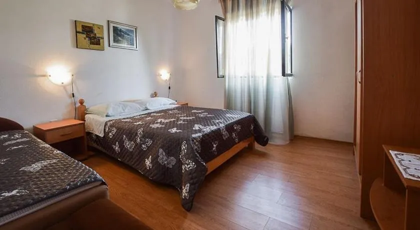Apartments Ruzica Supetar - Image 1