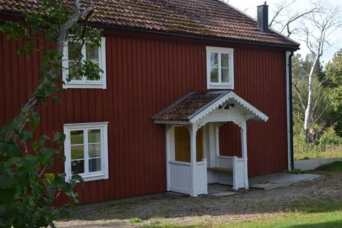 Skölvs Gård - Image 1