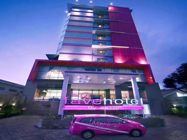 favehotel Pantai Losari Makassar - Image 1