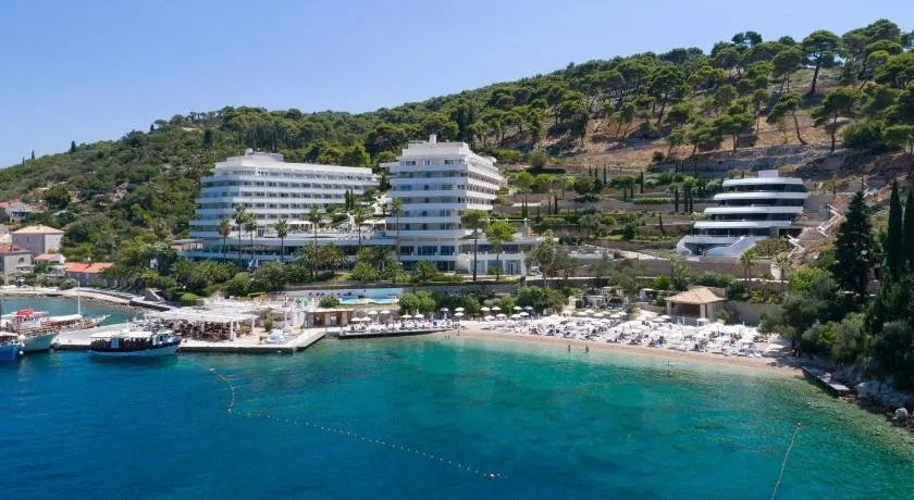 Villa Benessa - Image 1
