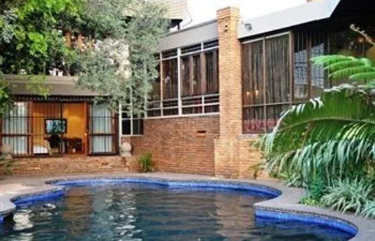 Aluvi House Pretoria - Image 1
