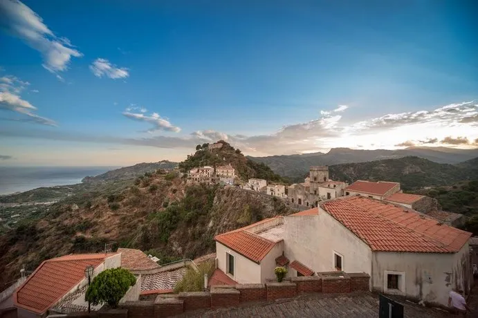 Villa La Matrice - Image 1