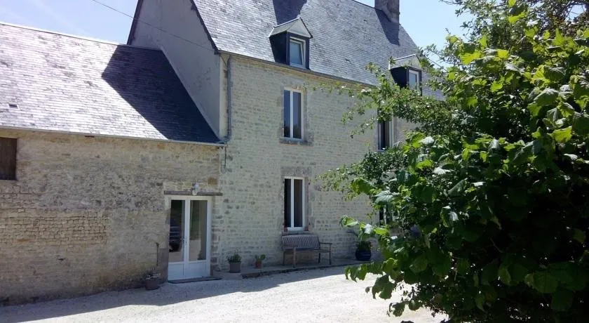 Gîte Reuville La Crutte à la Hogue - Image 1