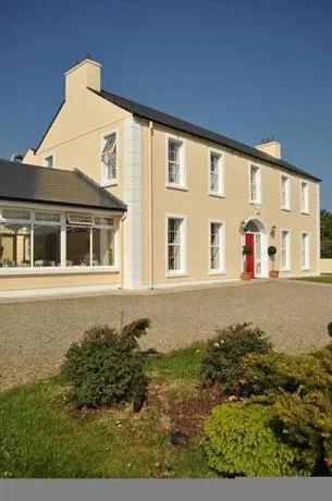 The Glen House Country Accommodation - Image 1