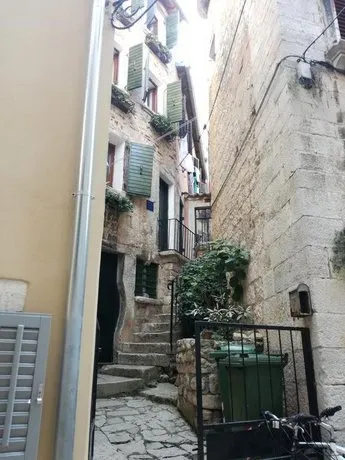 Sunrice Rovinj - Image 1