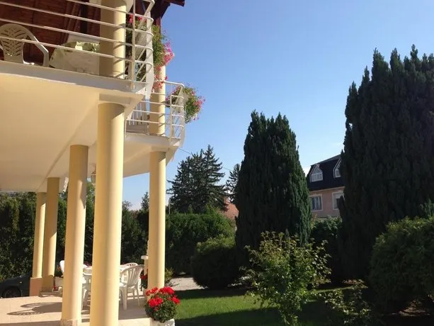 Villa Natalia - Image 1