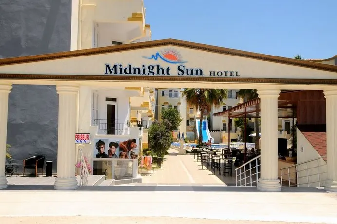 Side World Star Hotel - Image 1
