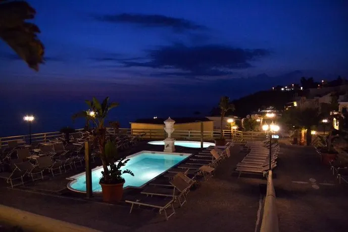 Casthotels Mare - Image 1