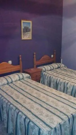 HOSTAL HOCES DEL DURATON - Image 1