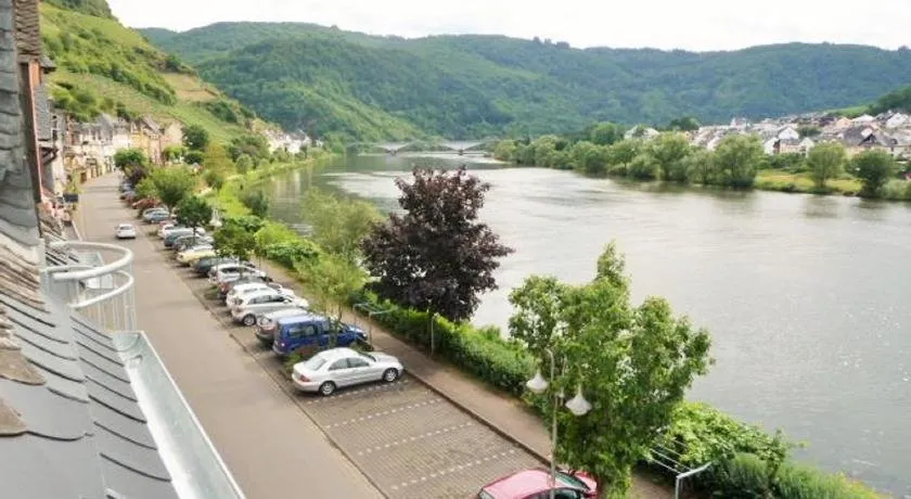 Mosel Ausblick - Image 1