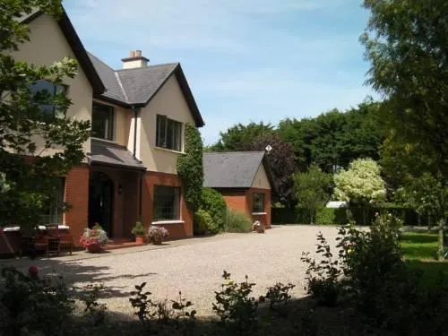 Groveside Farm B&B - Image 1